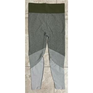 Aerie XL ribbed seamless 7/8 NWOT olive green color block leggings